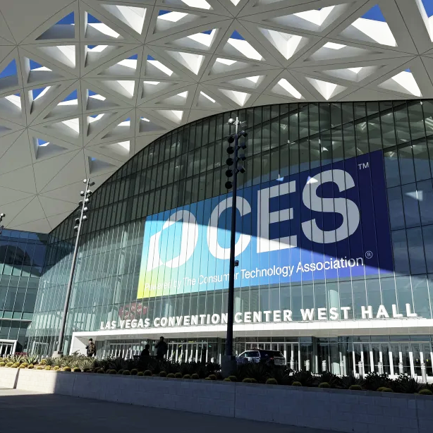 我們於 2025 年 1 月參加在美國拉斯維加斯舉行的消費電子展（CES）