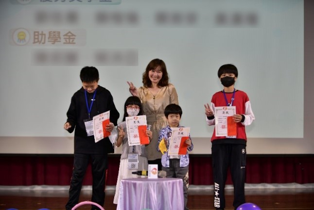 「仁寶陽光獎助學金」頒獎典禮.jpg